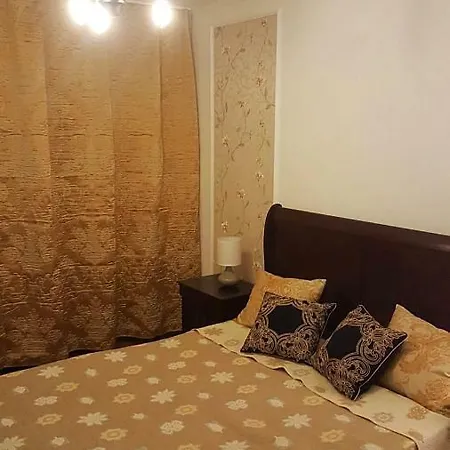 Апартаменти Bib House Бухарест